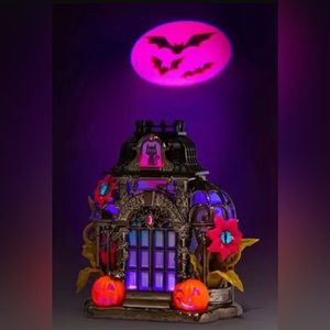 Bath & Body Works NWT Halloween Haunted House Wallflower Night Light
